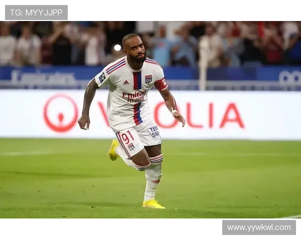 里昂球员近期表现稳健，状态持续提升