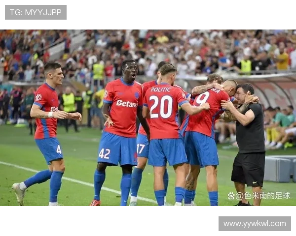 山东泰山高位压迫下防线空间暴露问题是否影响防守稳定性？