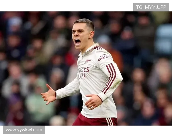 阿森纳在强强对话中表现波动，稳定性面临考验