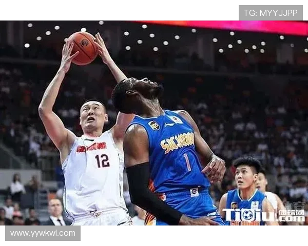 什么是打手犯规？篮球规则对其判罚细则全面解读